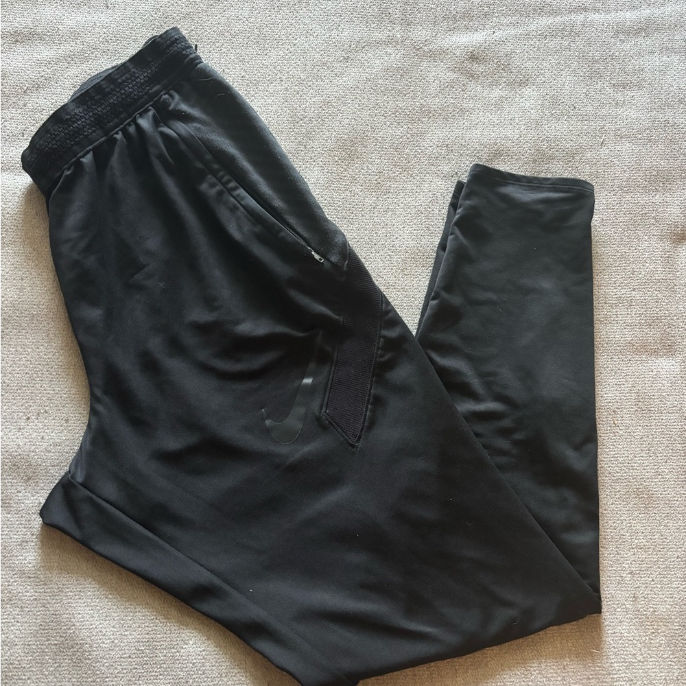 Nike Black Tapered Sweatpants Lightweight Performance Joggers